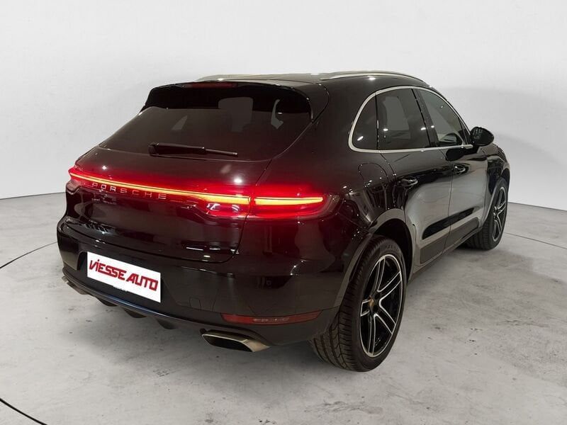 Porsche Macan 2020