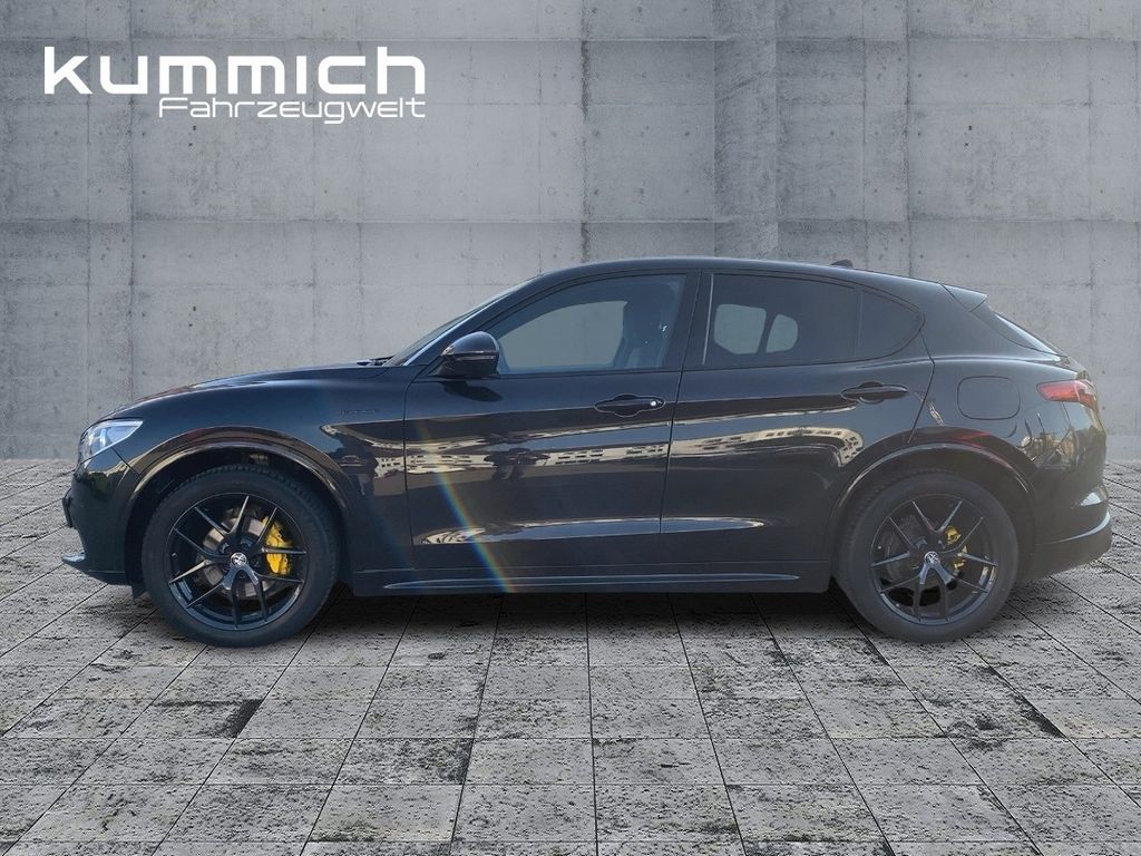 Alfa Romeo Stelvio 2021