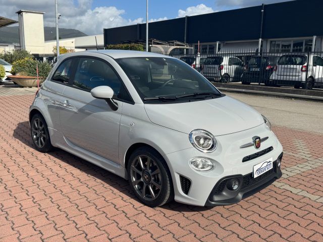 Abarth 595 2022