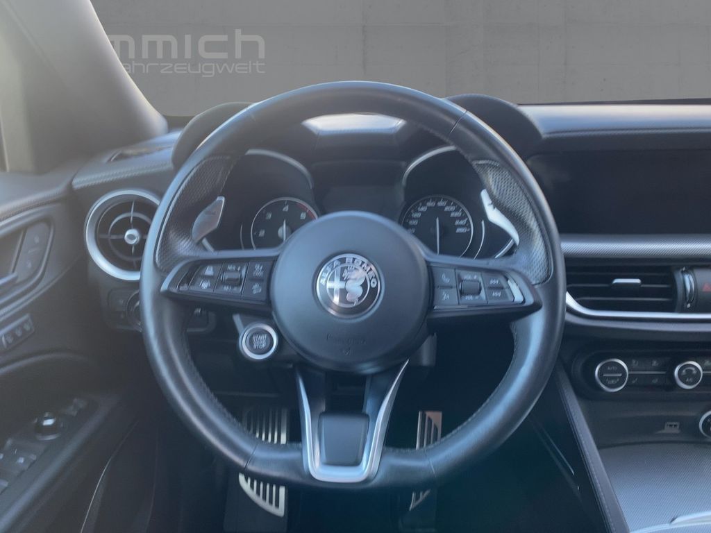 Alfa Romeo Stelvio 2021