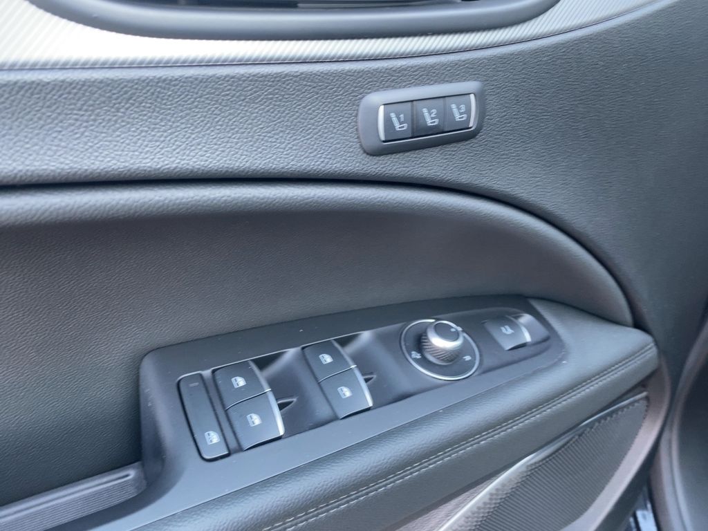 Alfa Romeo Stelvio 2021