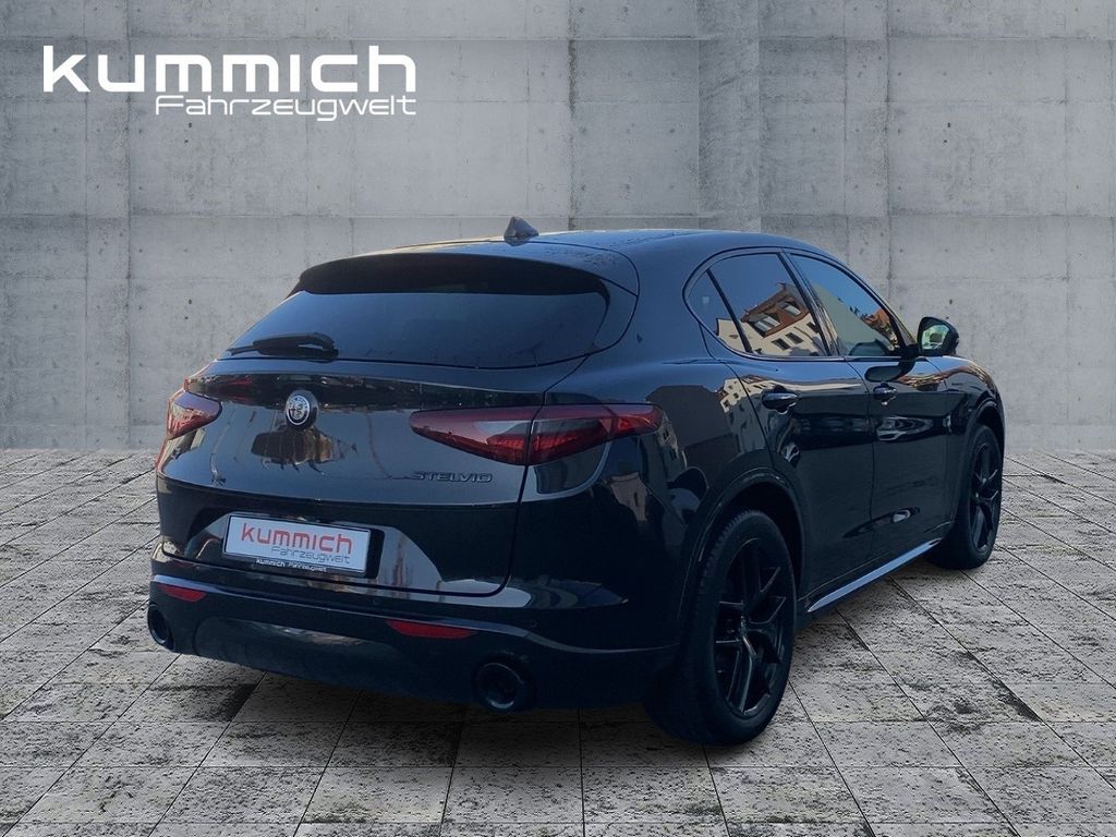Alfa Romeo Stelvio 2021