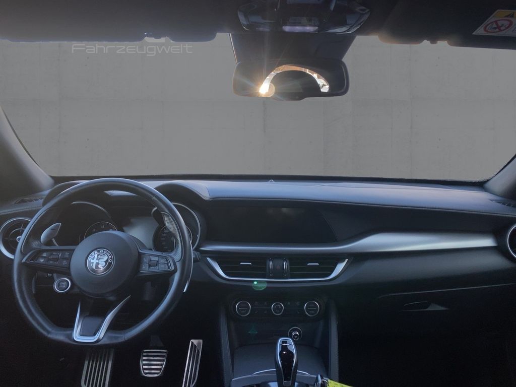 Alfa Romeo Stelvio 2021