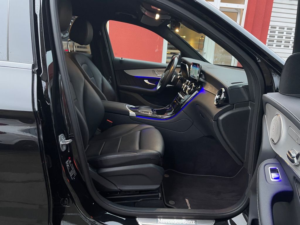 Mercedes-Benz GLC 300 2021