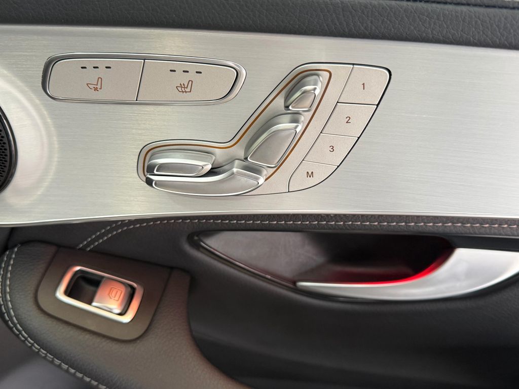 Mercedes-Benz GLC 300 2022