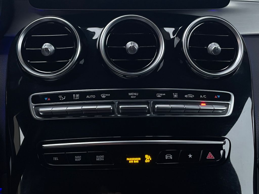 Mercedes-Benz GLC 300 2021