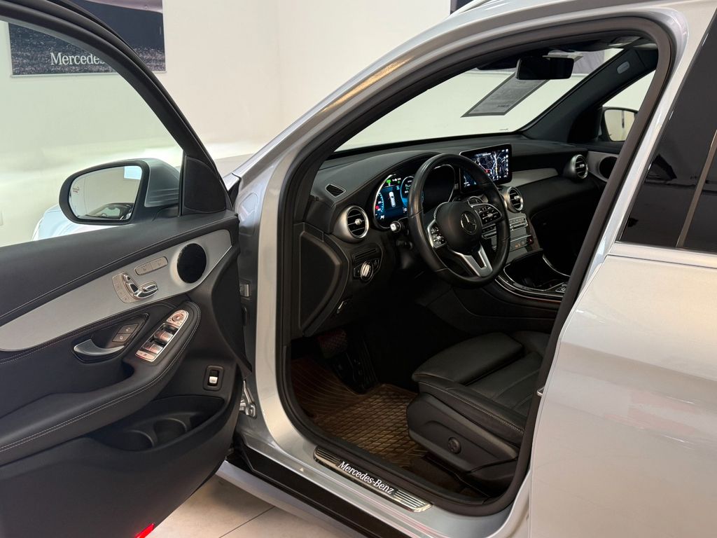 Mercedes-Benz GLC 300 2022
