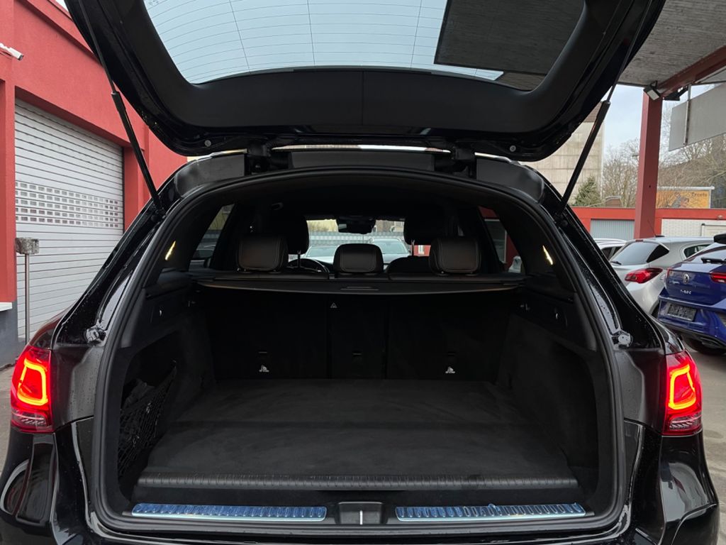 Mercedes-Benz GLC 300 2021