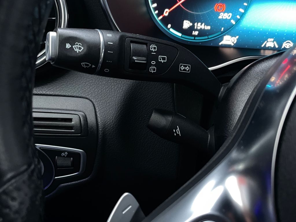 Mercedes-Benz GLC 300 2021