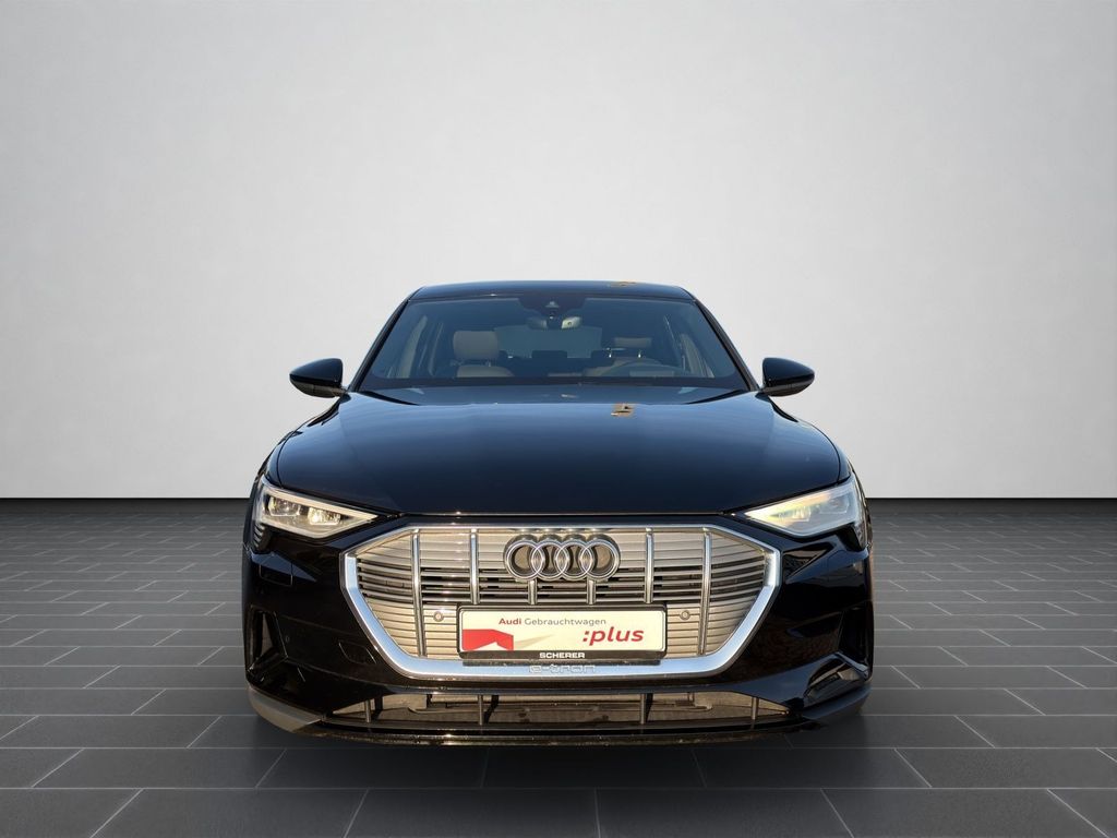 Audi e-tron 2022