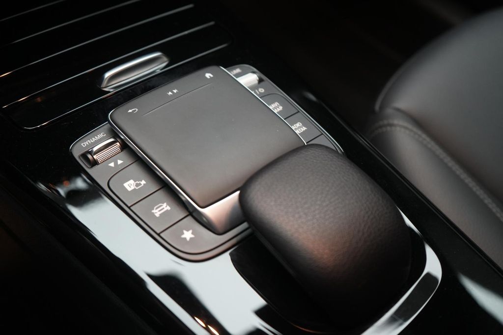 Mercedes-Benz A 220 2022