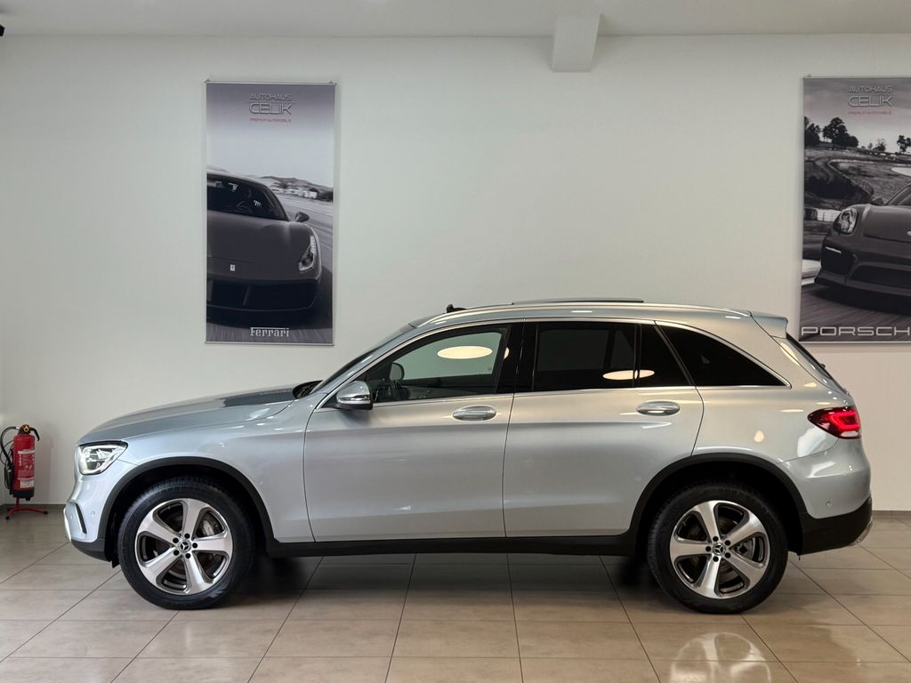 Mercedes-Benz GLC 300 2022