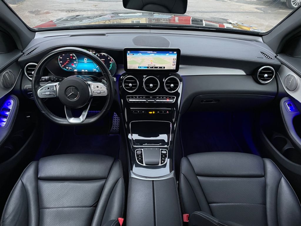 Mercedes-Benz GLC 300 2021