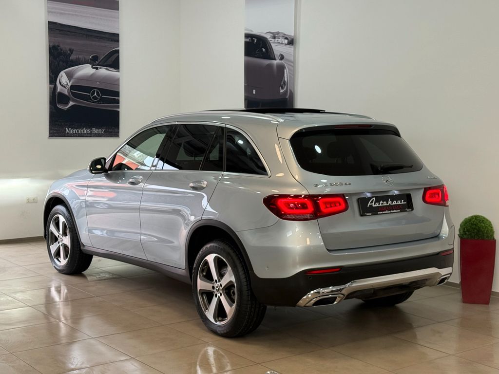 Mercedes-Benz GLC 300 2022