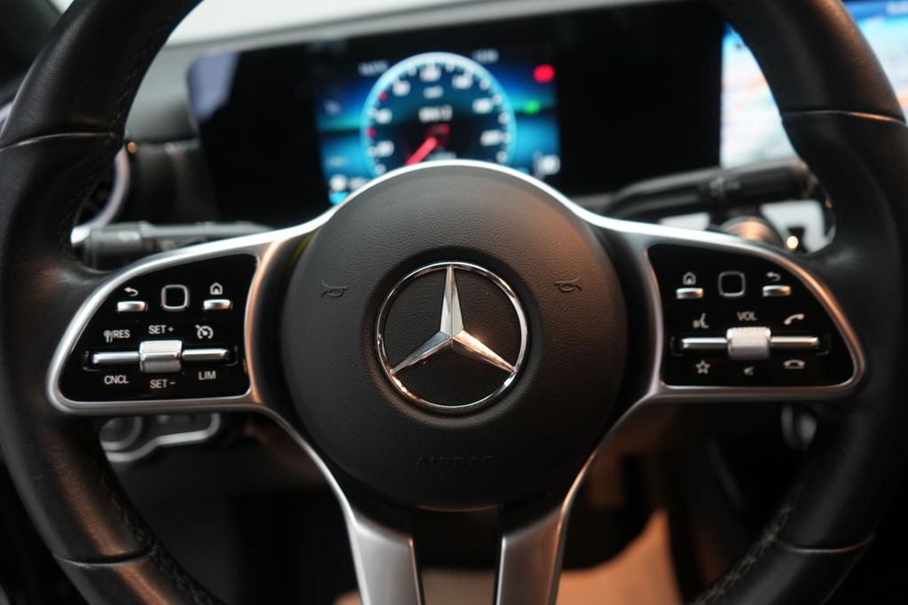 Mercedes-Benz A 220 2022