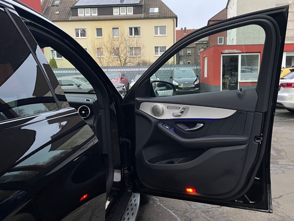 Mercedes-Benz GLC 300 2021