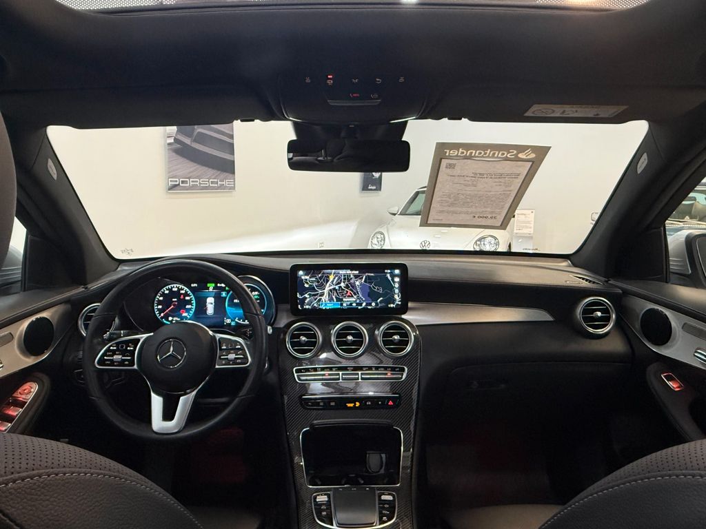 Mercedes-Benz GLC 300 2022