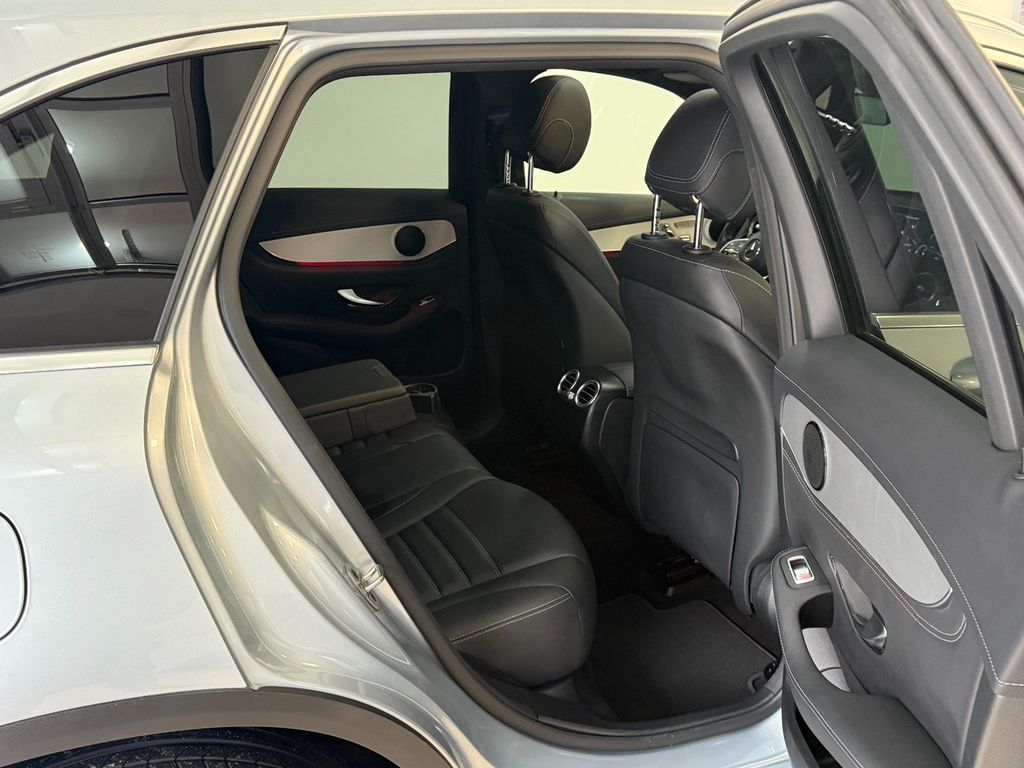Mercedes-Benz GLC 300 2022