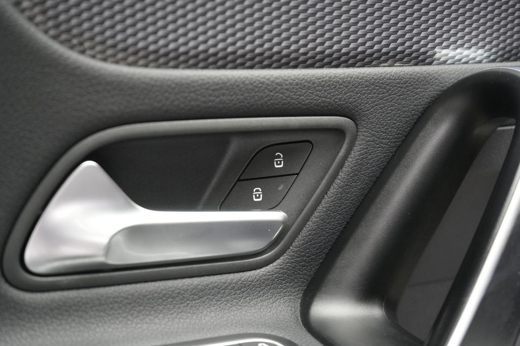 Mercedes-Benz A 220 2022