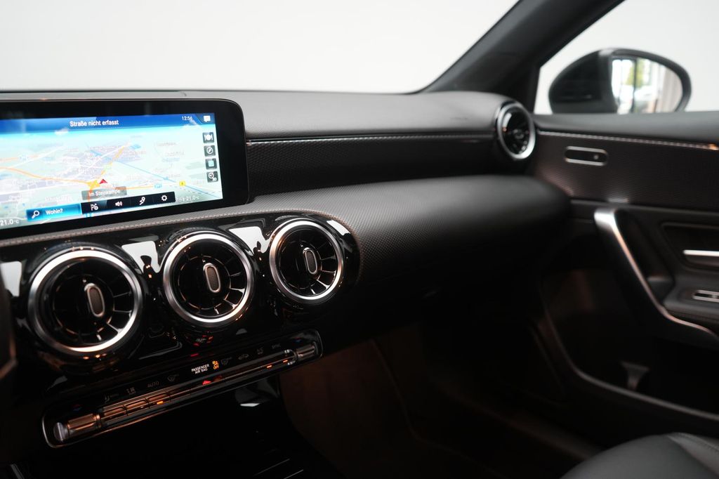 Mercedes-Benz A 220 2022