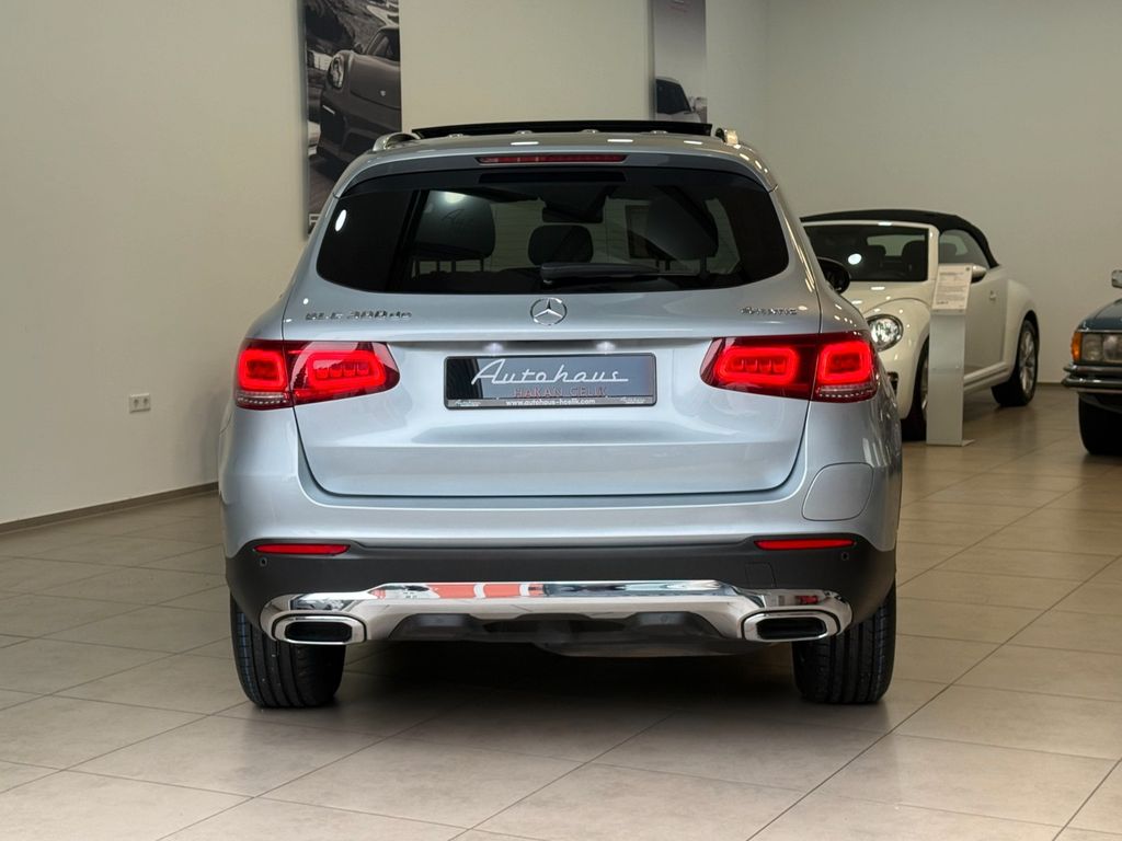 Mercedes-Benz GLC 300 2022