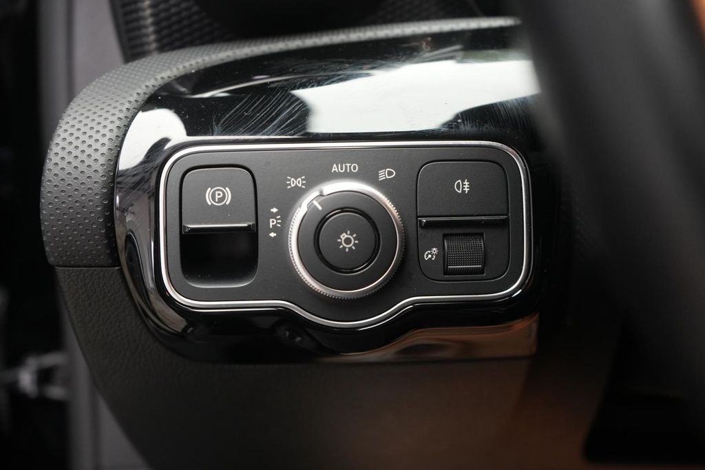 Mercedes-Benz A 220 2022