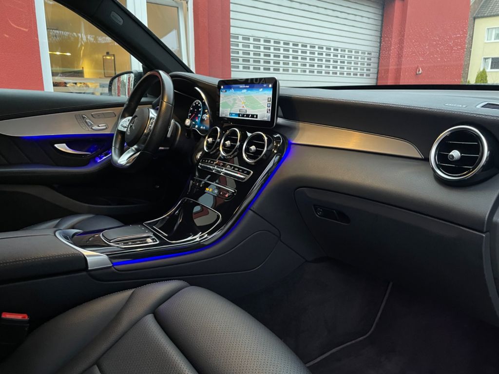 Mercedes-Benz GLC 300 2021