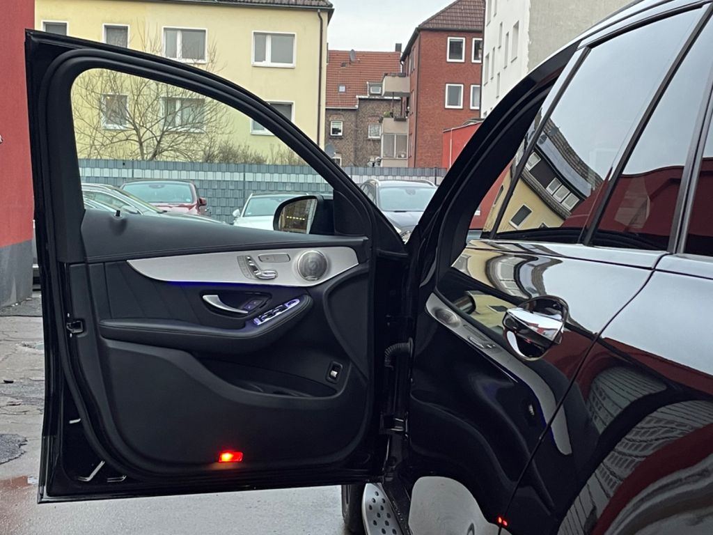 Mercedes-Benz GLC 300 2021