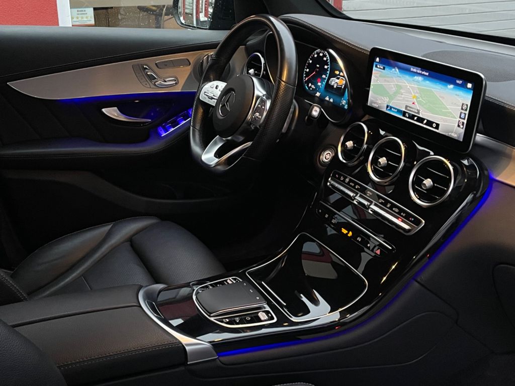 Mercedes-Benz GLC 300 2021