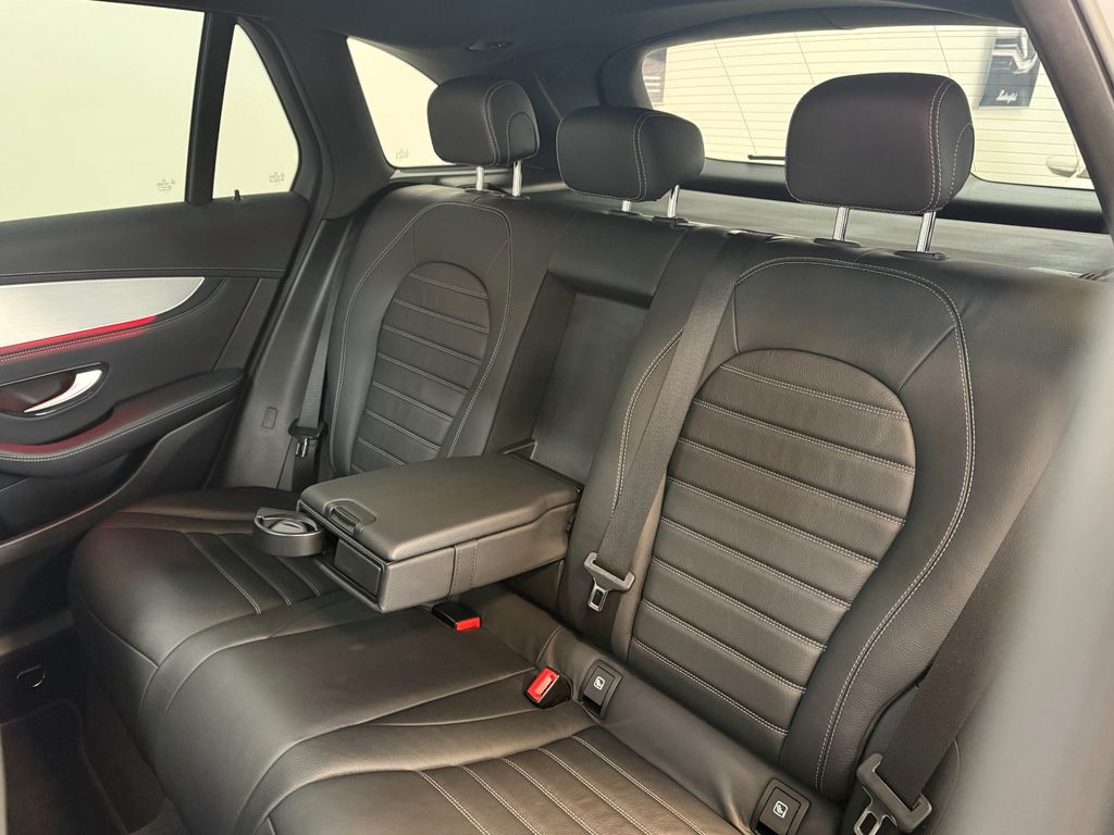 Mercedes-Benz GLC 300 2022