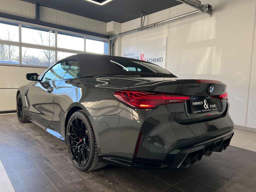 BMW M4 2025