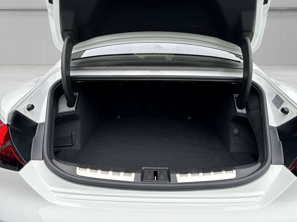 Audi RS e-tron GT 2024