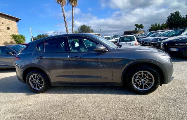 Alfa Romeo Stelvio 2019