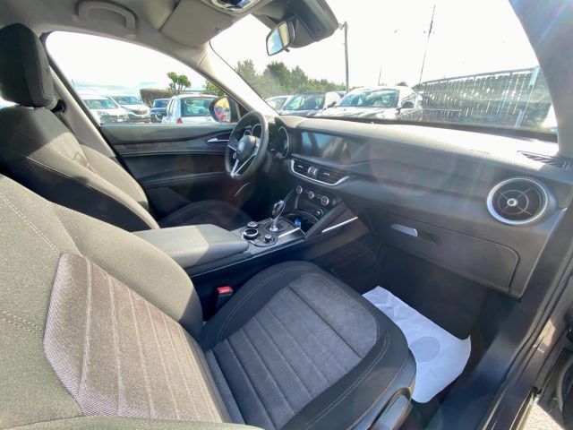 Alfa Romeo Stelvio 2019