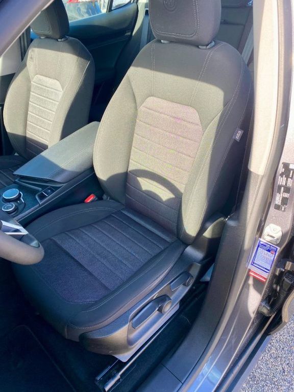 Alfa Romeo Stelvio 2019