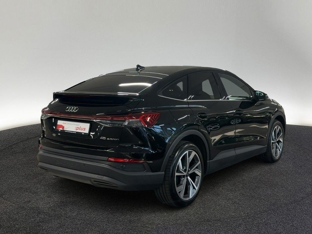 Audi Q4 e-tron 2025