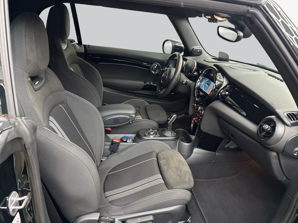 MINI John Cooper Works Cabrio 2023