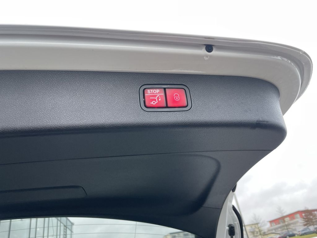 Mercedes-Benz E 300 2024