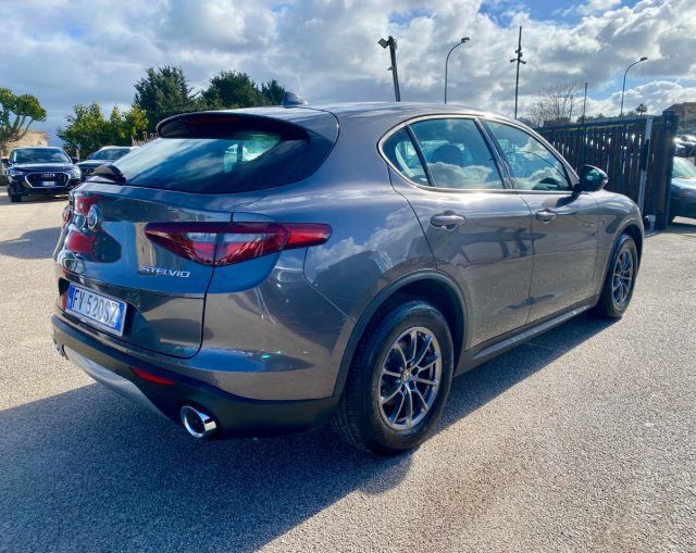 Alfa Romeo Stelvio 2019