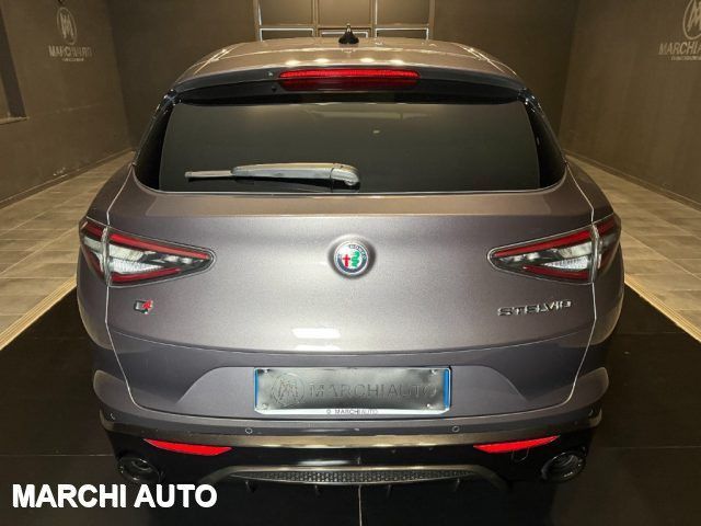 Alfa Romeo Stelvio 2025