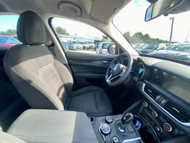 Alfa Romeo Stelvio 2019