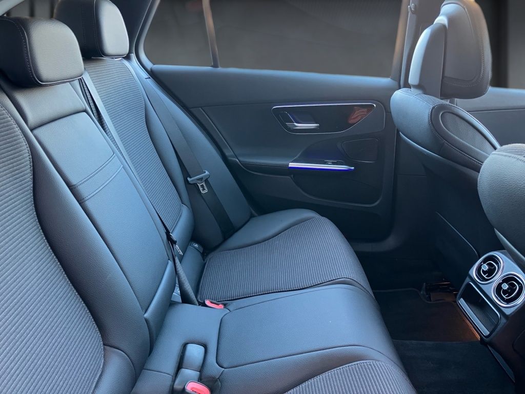 Mercedes-Benz C 300 2024