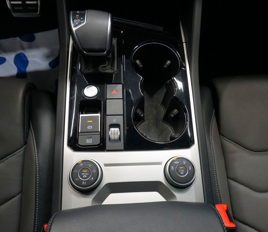 Volkswagen Touareg 2021