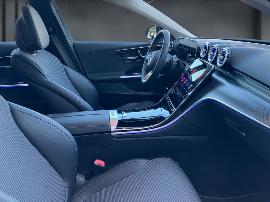 Mercedes-Benz C 300 2024