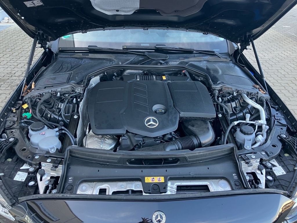 Mercedes-Benz C 300 2024