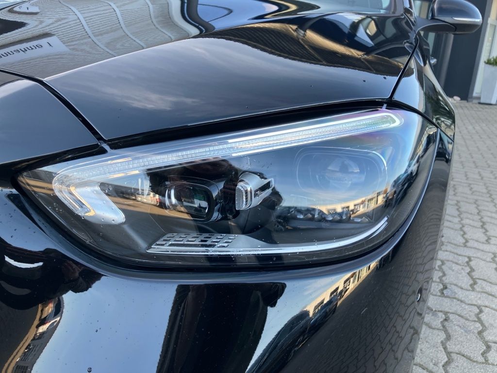 Mercedes-Benz C 300 2024