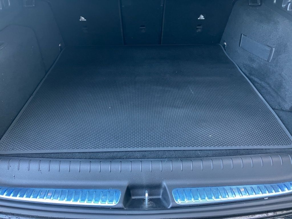 Mercedes-Benz C 300 2024
