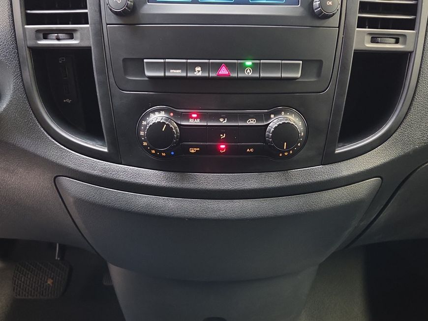 Mercedes-Benz Vito 2023
