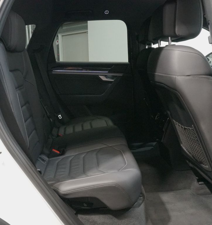 Volkswagen Touareg 2021