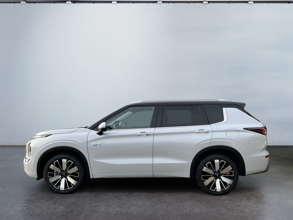 Mitsubishi Outlander 2025